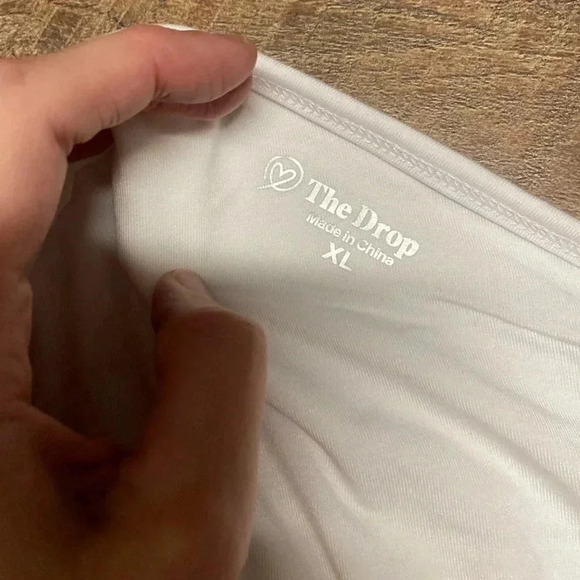 The Drop One Shoulder Top Size XL - Picture 5 of 7